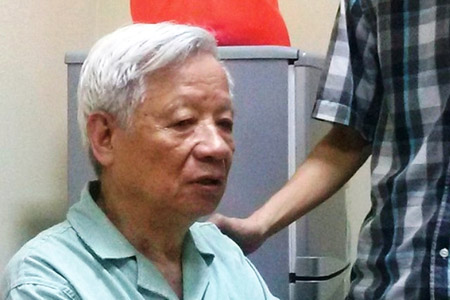 Ông Trần Xuân Giá đang điều trị tại Bệnh viện Hữu nghị