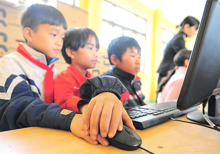 Viettel sẽ kết nối Internet bằng cáp quang đến tất cả các trường học