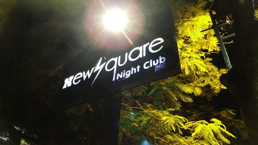 New Square hiện đang được coi là tụ điểm ăn chơi bậc nhất Thủ đô