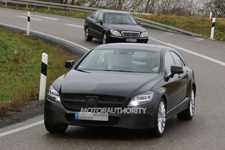 Mercedes-Benz CLS 2015 bị lộ hình ảnh trên đường chạy thử - Ảnh: Motor Authority