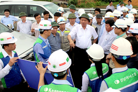 Kiểm tra hiện trường, Bộ trưởng yêu cầu cắt bớt khối lượng của nhà thầu Keangnam cho các nhà thầu khác vào làm thay