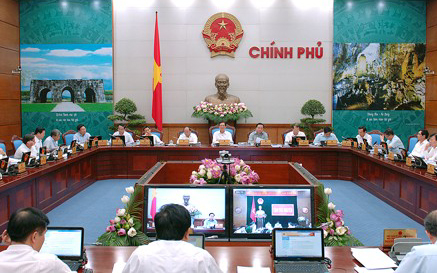 Phiên họp Chính phủ thường kỳ tháng 6/2014 được tổ chức trực tuyến với sự tham dự của lãnh đạo các địa phương - ảnh Nhật Bắc