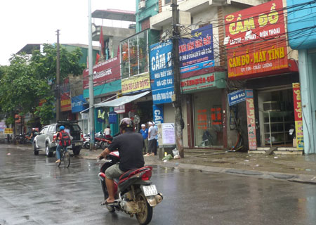 Hiệu cầm đồ trên đường Nguyễn Trãi, Hà Nội