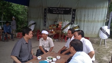 Gia đình tổ chức lễ tang cho anh Nguyễn Kim Tuấn 