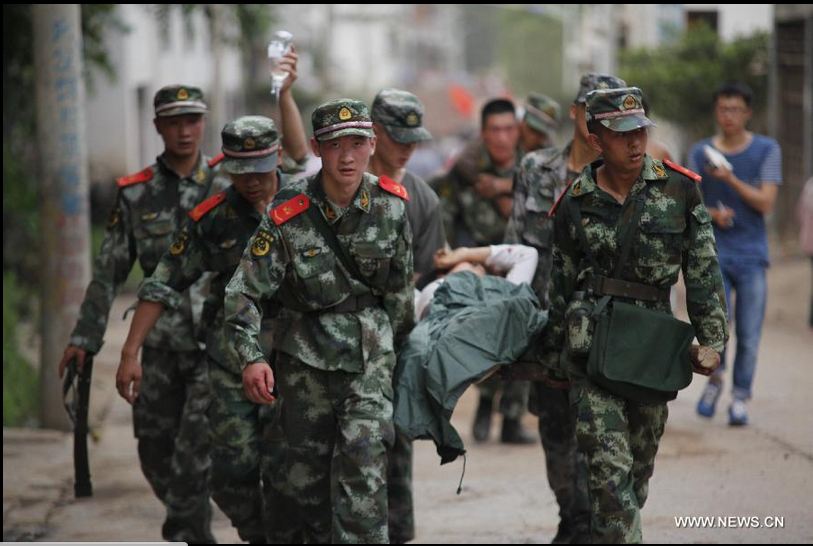 Trung Quốc kêu gọi toàn lực cứu trợ các nạn nhân trong vụ động đất