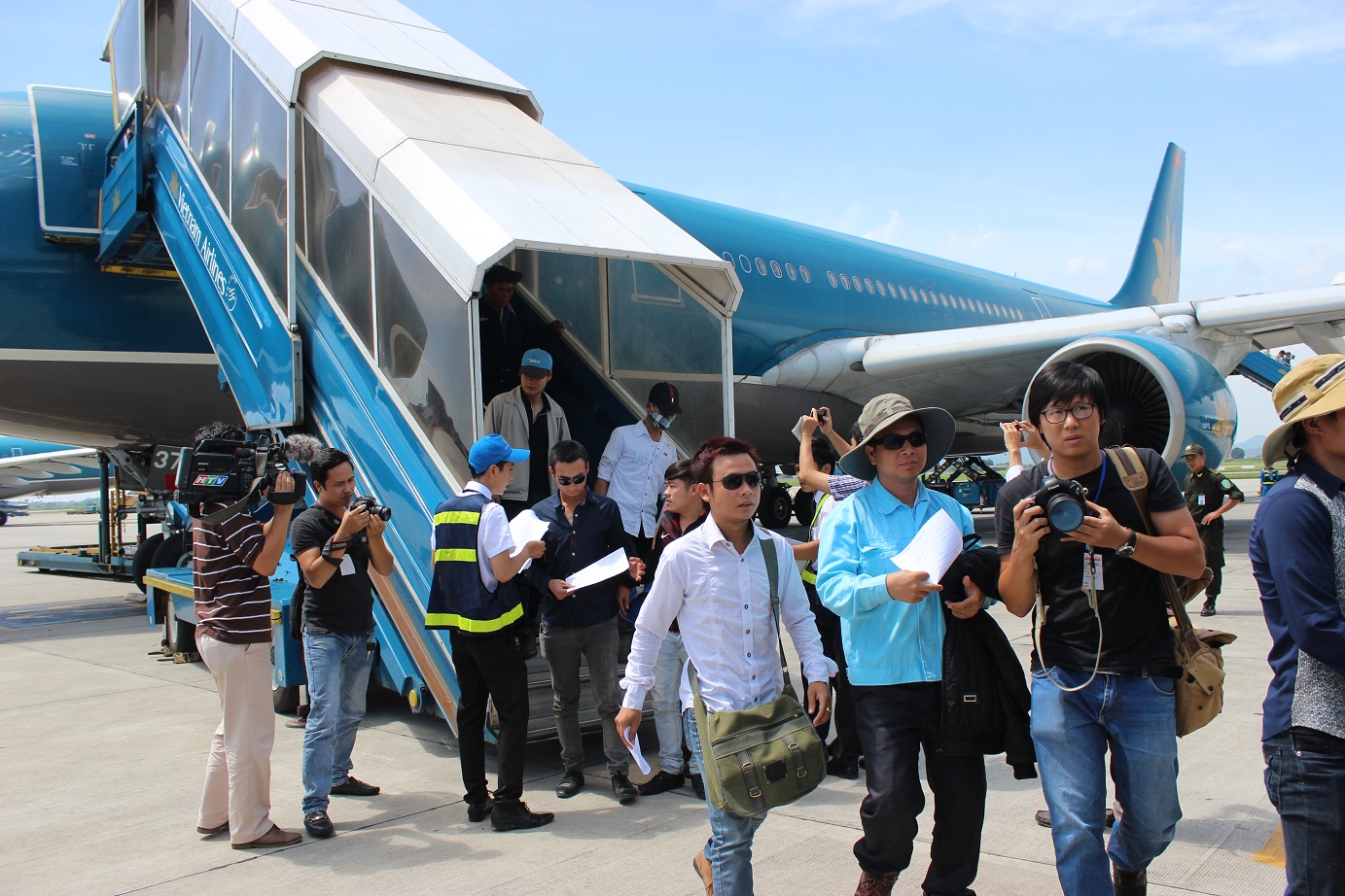 184 lao động Việt Nam vui mừng khi trở về từ điểm nóng Lybia