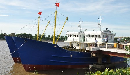 Ảnh tàu vỏ thép Sông Đào 1 do SBIC đóng mới