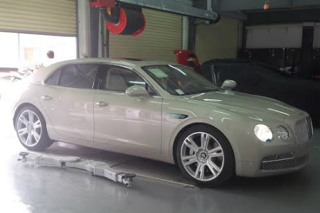 Continental Flying Spur 2014 tại Hà Nội