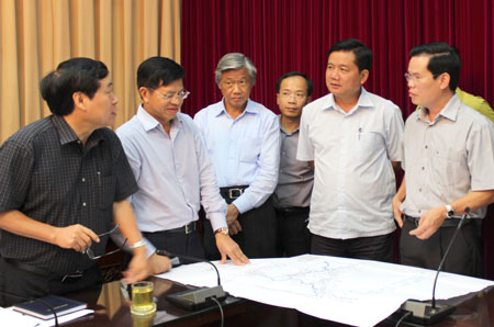 Bộ trưởng Đinh La Thăng làm việc với lãnh đạo Hà Giang