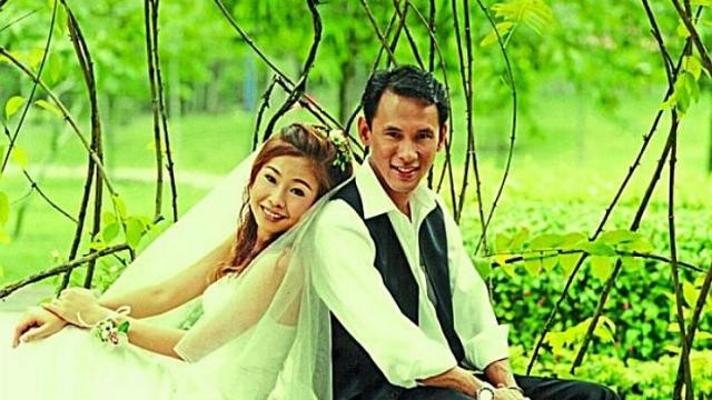 Cô Elaine Chew và anh Tan Size Hiang, một thành viên trên chuyến bay MH370. Ảnh: Asia News Network