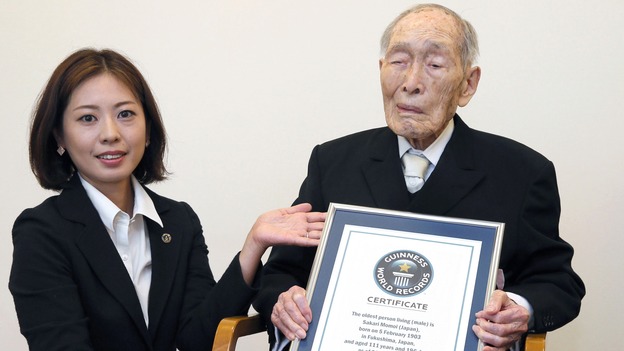 Sakari Momoi đã được chính thức đặt tên người đàn ông già nhất thế giới tín dụng:. PA