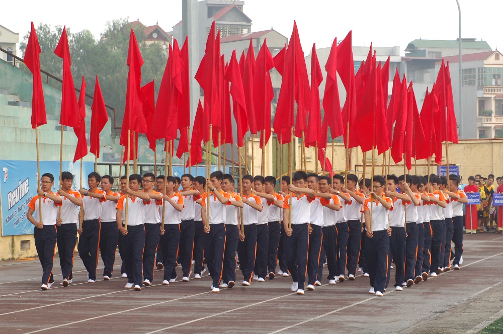 Đội hồng kỳ biểu trưng cho sức mạnh đoàn kết của dân tộc