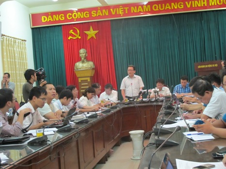 Ông Nguyễn Hiệp Thống- Phó Giám đốc Sở GD& ĐT Hà Nội phát biểu tại buổi họp báo