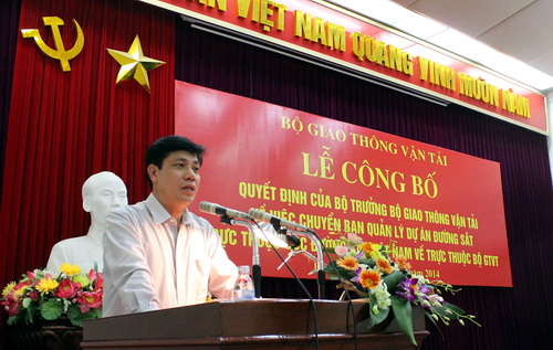 Thứ trưởng Nguyễn Ngọc Đông tin tưởng Ban Quản lý dự án đường sắt sẽ hoàn thành tốt nhiệm vụ được giao