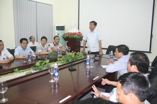 Cuộc họp khẩn diễn ra ngay trong đêm tại Lào Cai, Bộ trưởng Thăng 