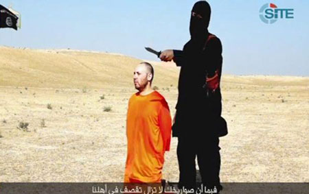 Hình ảnh nhà báo Mỹ Steven Sotloff bị phiến quân ISIL hành quyết