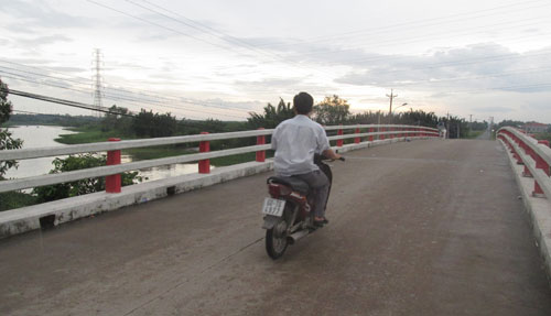 Cây cầu nơi phát hiện thi thể ca sĩ Hồ Duy Minh