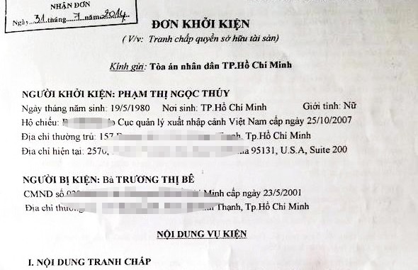 Đơn khởi kiện của siêu mẫu Ngọc Thúy (Ảnh: Zing News)