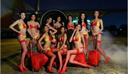 Những bức ảnh chụp quảng cáo cho Vietjet rò rỉ từ facebook cá nhân của một số người mẫu