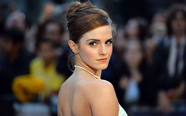 Emma Watson bị dọa tung ảnh nude