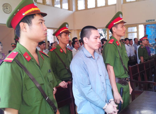Bị cáo Lý Nguyễn Chung tại tòa 