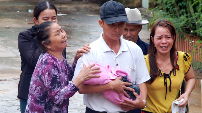 Sự bất cẩn của đội ngũ y tá và lãnh đạo bệnh viện gây ra cái chết tức tưởi của 3 trẻ sơ sinh