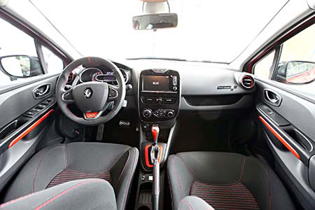 Nội thất Renault Clio RS - Ảnh: Dân trí