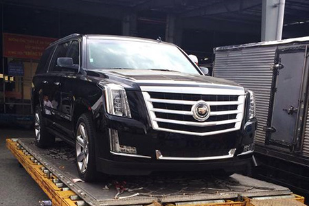 Cadilac Escalade 2015 hiện diện tại Hà Nội - Ảnh: OS