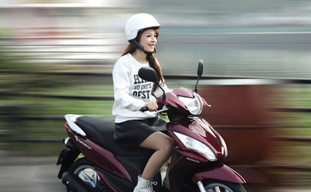 Phụ nữ Việt cũng rất quan tâm đến khả năng tiết kiệm nhiên liệu của xe