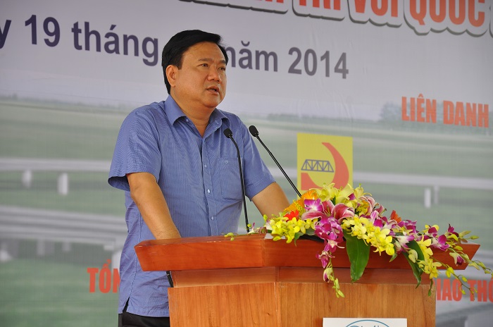 Bộ trưởng Đinh La Thăng phát lệnh động thổ xây dựng công trình