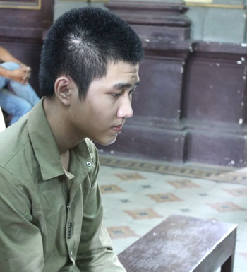 Bị cáo Nguyễn Tấn Lợi tại tòa án