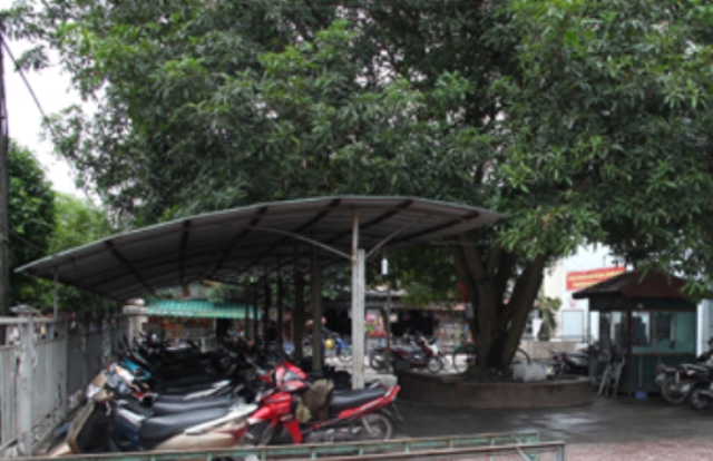 Khu vực để xe tại nhà ga Thanh Hóa