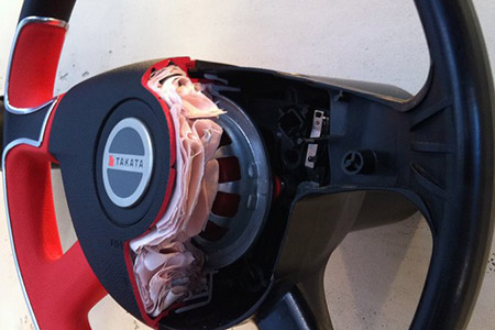 Túi khí Takata là nguyên nhân khiến Nissan phải triệu hồi thêm hơn 52 nghìn xe