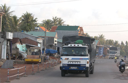 Thi công mở rộng đoạn QL1 qua huyện Hoài Nhơn, tỉnh Bình Định