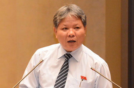 Bộ trưởng Tư pháp Hà Hùng Cường phát biểu tại phiên thảo luận chiều 13/11 về dự thảo Bộ luật Dân sự (sửa đổi)