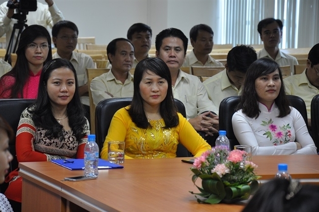 Nữ cán bộ công nhân viên Cienco4 trong buổi lễ kỉ niệm 84 năm ngày Phụ nữ Việt Nam