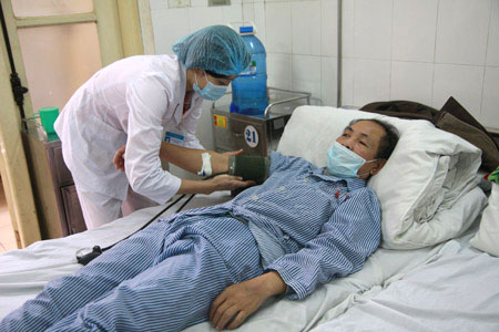 Bệnh nhân được điều trị tại Khoa Lao