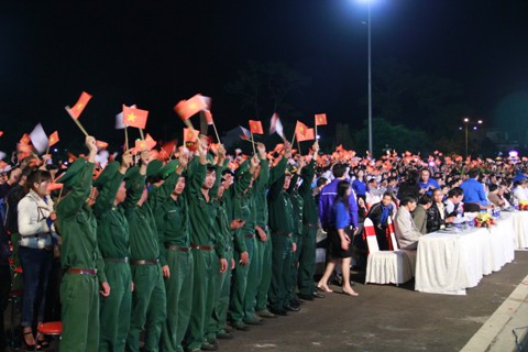 Hàng chục ngàn thanh niên các tỉnh Tây Nguyên và Bình Phước về Pleiku để hưởng ứng chương trình