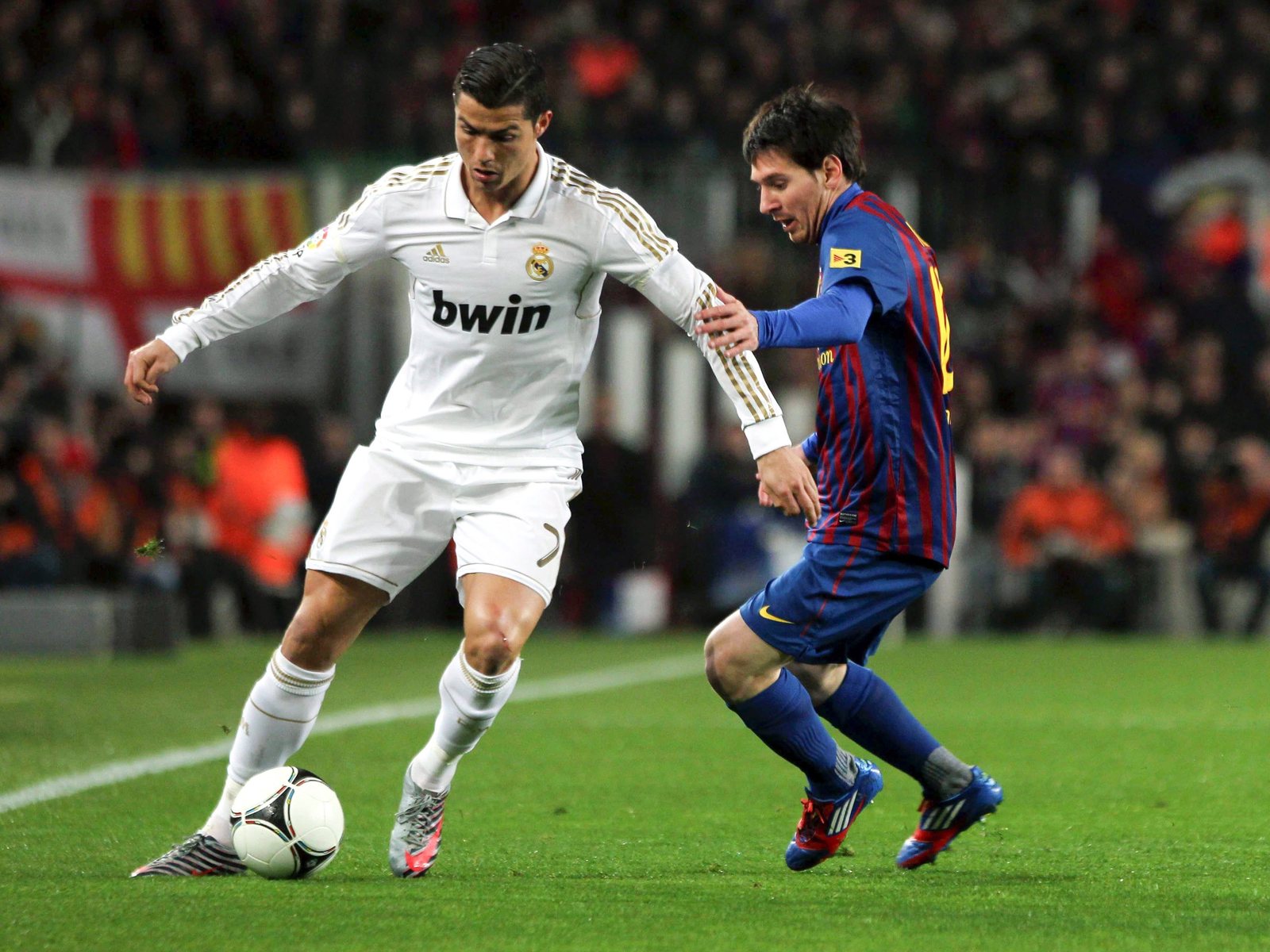 Ronaldo và Messi sẽ đối đầu vào ngày 19/11 tới