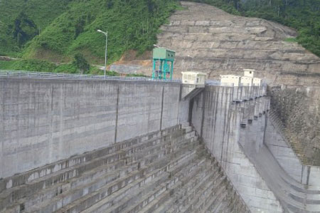 Thủy điện Sông Bung 4 sẵn sàng vận hành hồ chứa đảm bảo an toàn trong mùa lũ năm 2014
