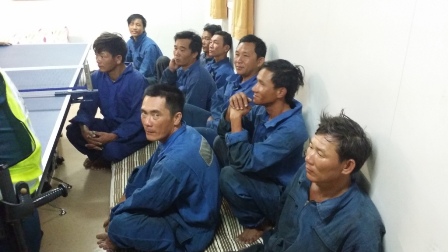 09 thuyền viên được cứu sống và bàn giao cho cơ quan chức năng của Việt Nam tại Singapore
