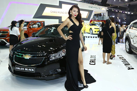 Phiên bản Chevrolet Cruze Black tại triển lãm ô tô Việt Nam 2014