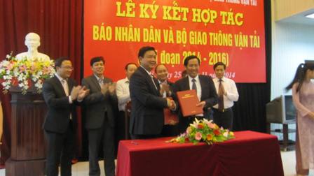 Phó thủ tướng Nguyễn Xuân Phúc giao chỉ tiêu giảm người chết vì TNGT
