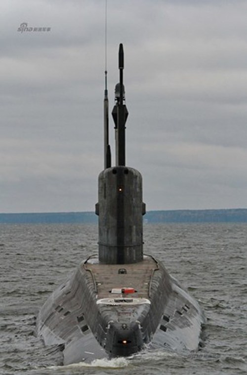 B-237 Rostov-on-Don là chiếc tàu ngầm Project 636.3 thứ 2 được nhà máy đóng tàu Admiralty Verfi đóng cho Hải quân Nga. Chiếc này được hạ thủy ngày 26/6/2014, sau đó tiếp tục hoàn thiện kiến trúc thượng tầng trước khi ra biển thử nghiệm.