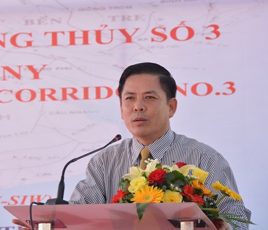 Thứ trưởng Nguyễn Văn Thể yêu cầu các nhà thầu triển khai thi công ngay sau động thổ