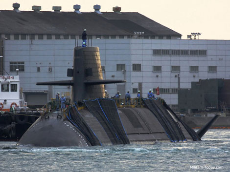 Tàu ngầm tấn công chạy động cơ điện - diesel lớp Soryu.