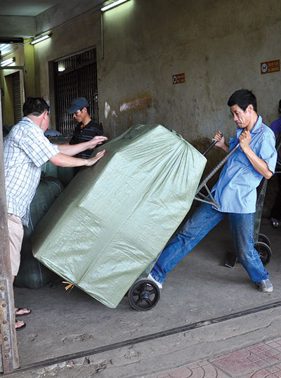 Rất dễ kêu gọi doanh nghiệp đầu tư vào kho, bãi hàng ở các ga đường sắt vì vốn bỏ ra không nhiều và khả năng thu hồi nhanh