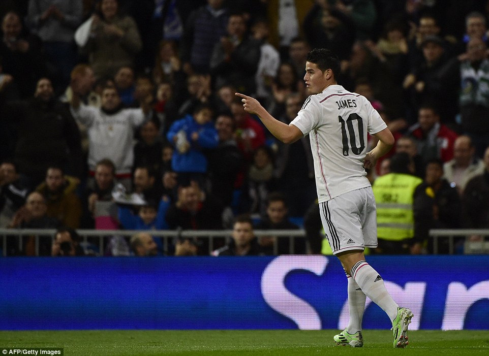 Rodriguez lập cú đúp trong chiến thắng 5-0 của Real