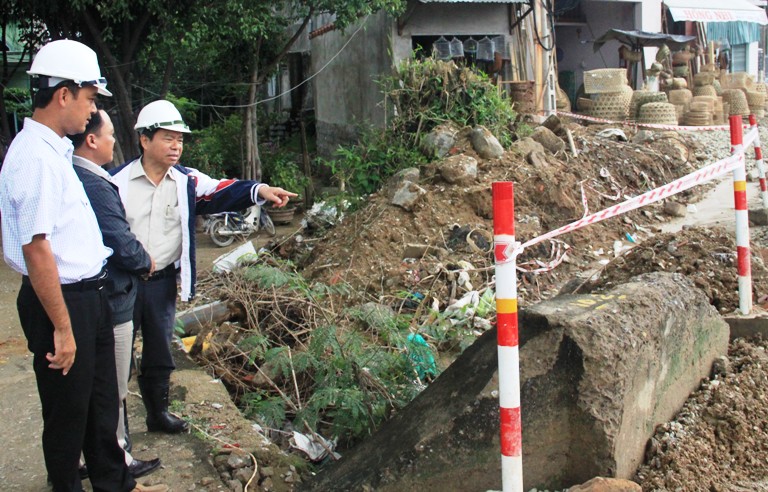 Đoàn Ban ATGT tỉnh kiểm tra các đơn vị thi công dự án nâng cấp, mở rộng QL1