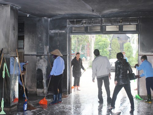 Phòng bán vé ở ga Vinh sau vụ hỏa hoạn